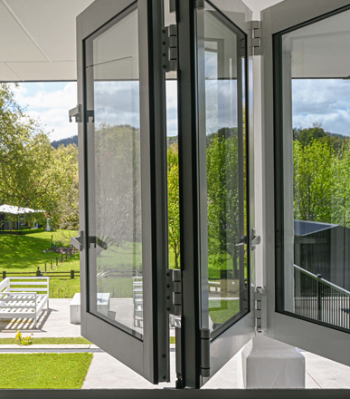Bronte heritage bifold + timber blend